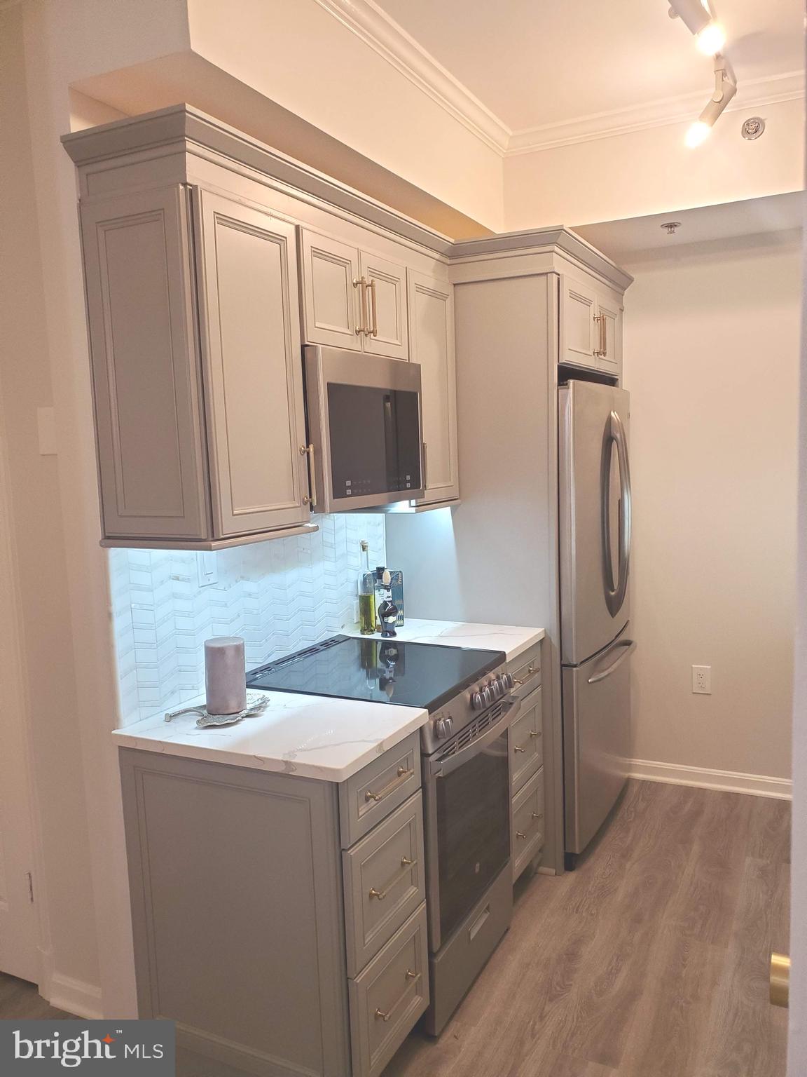 1211 S EADS STREET 1205