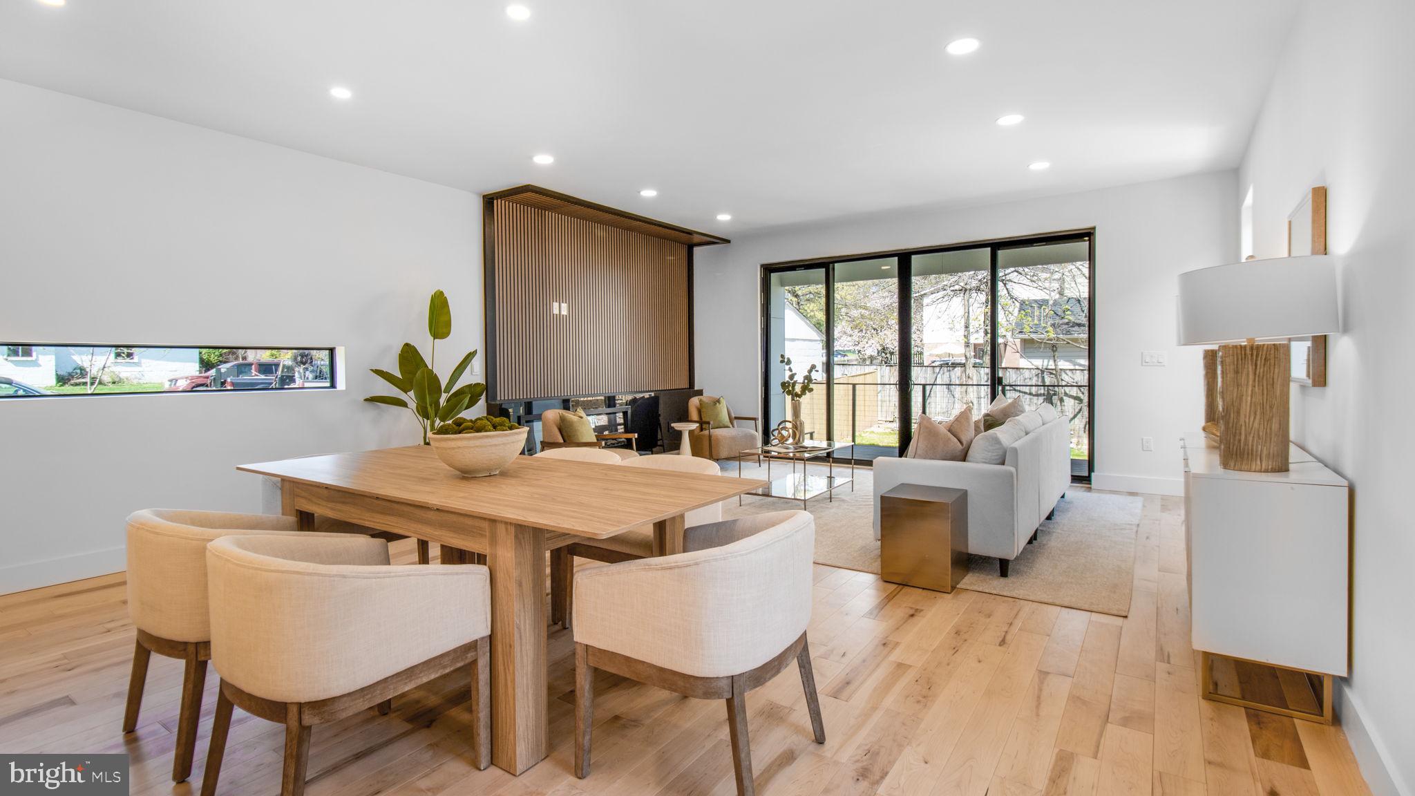 2025 N EMERSON STREET