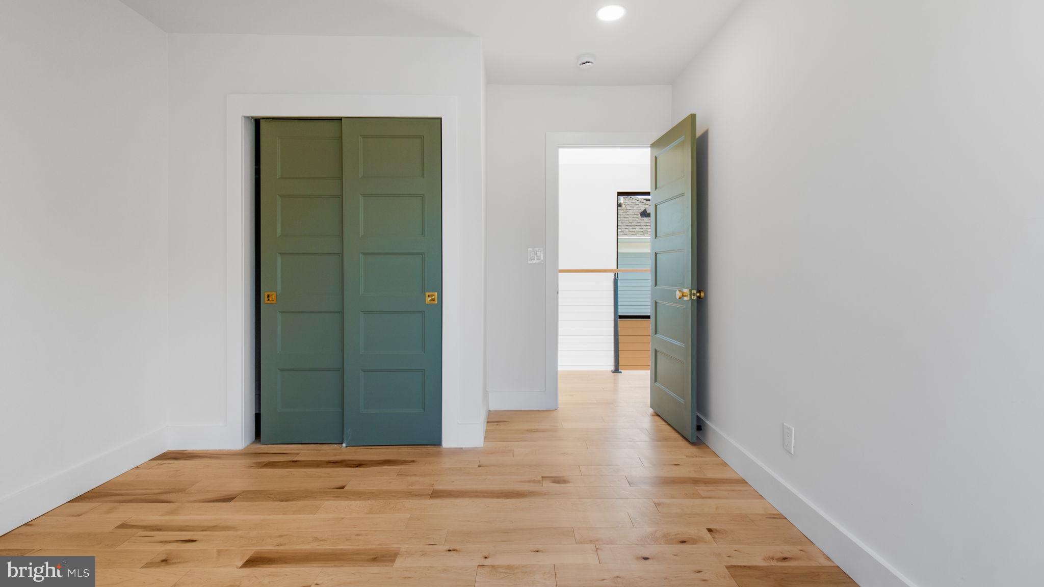 2025 N EMERSON STREET