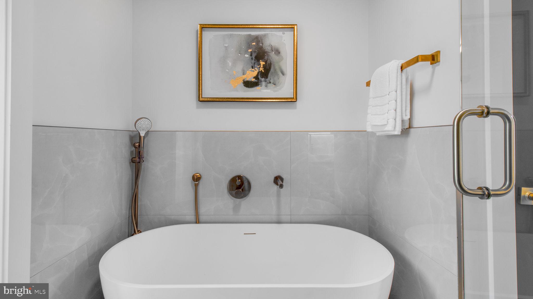 2025 N EMERSON STREET