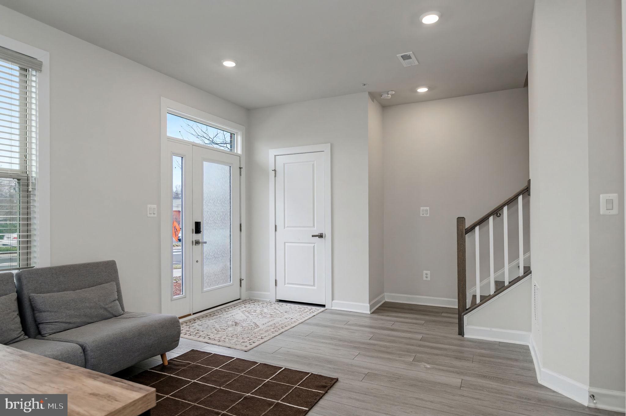 10689 FAIRGROUNDS DRIVE