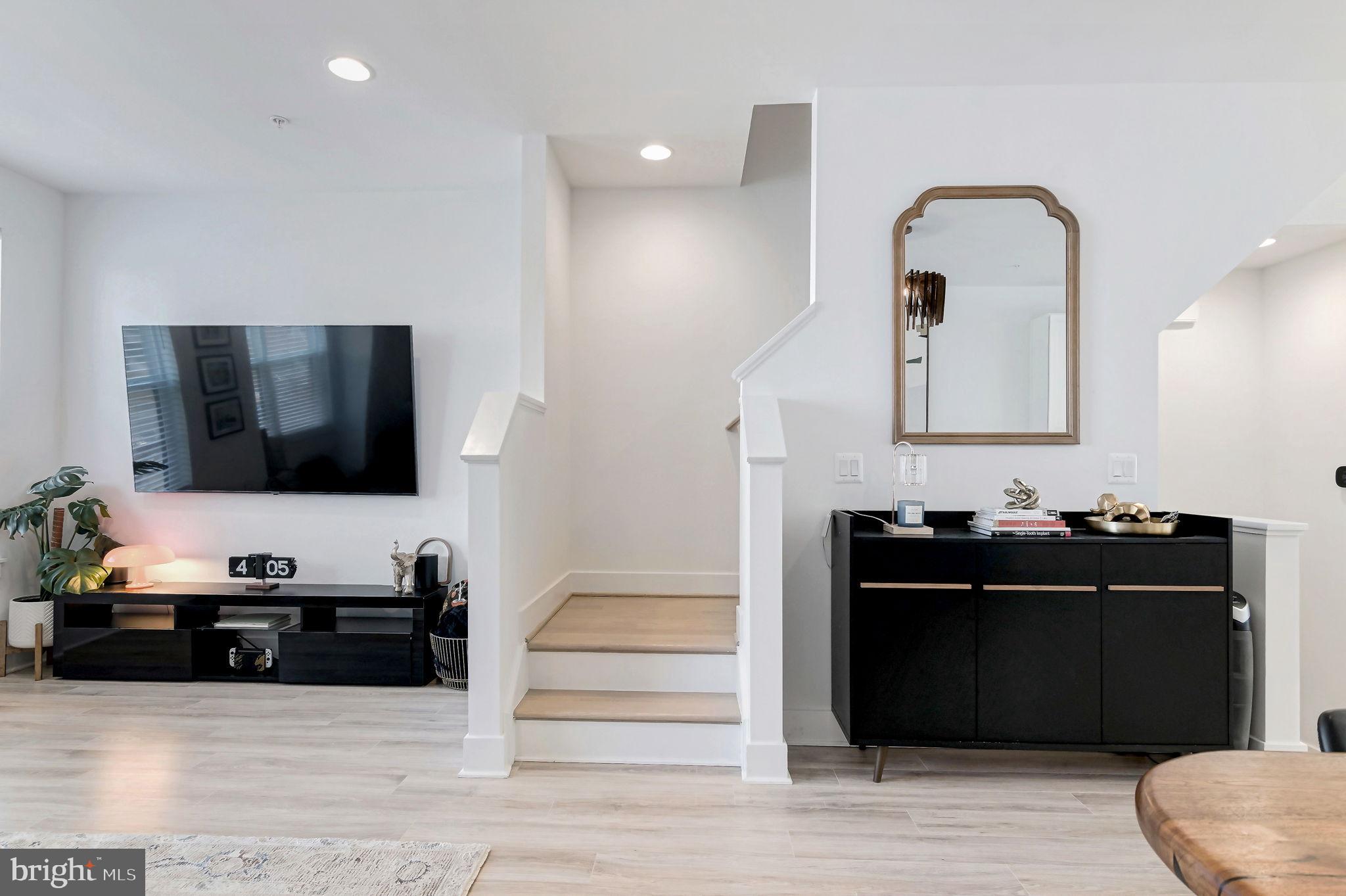 7383 OLD AIRFIELD LANE