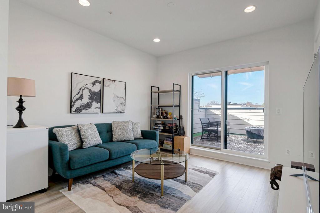 7383 OLD AIRFIELD LANE