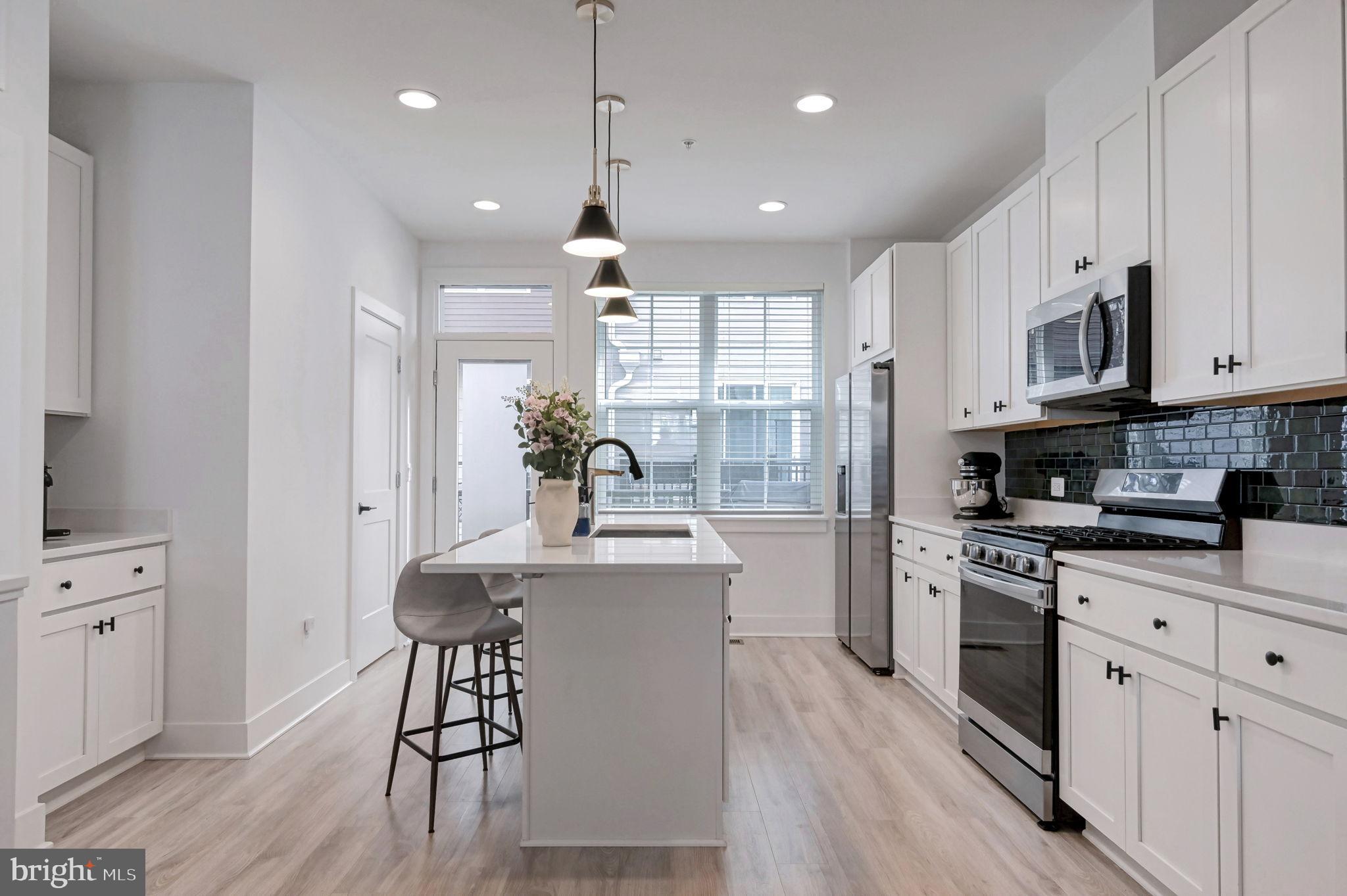 7383 OLD AIRFIELD LANE