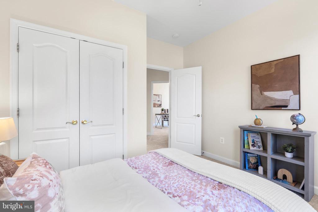 4509 RHETT LANE