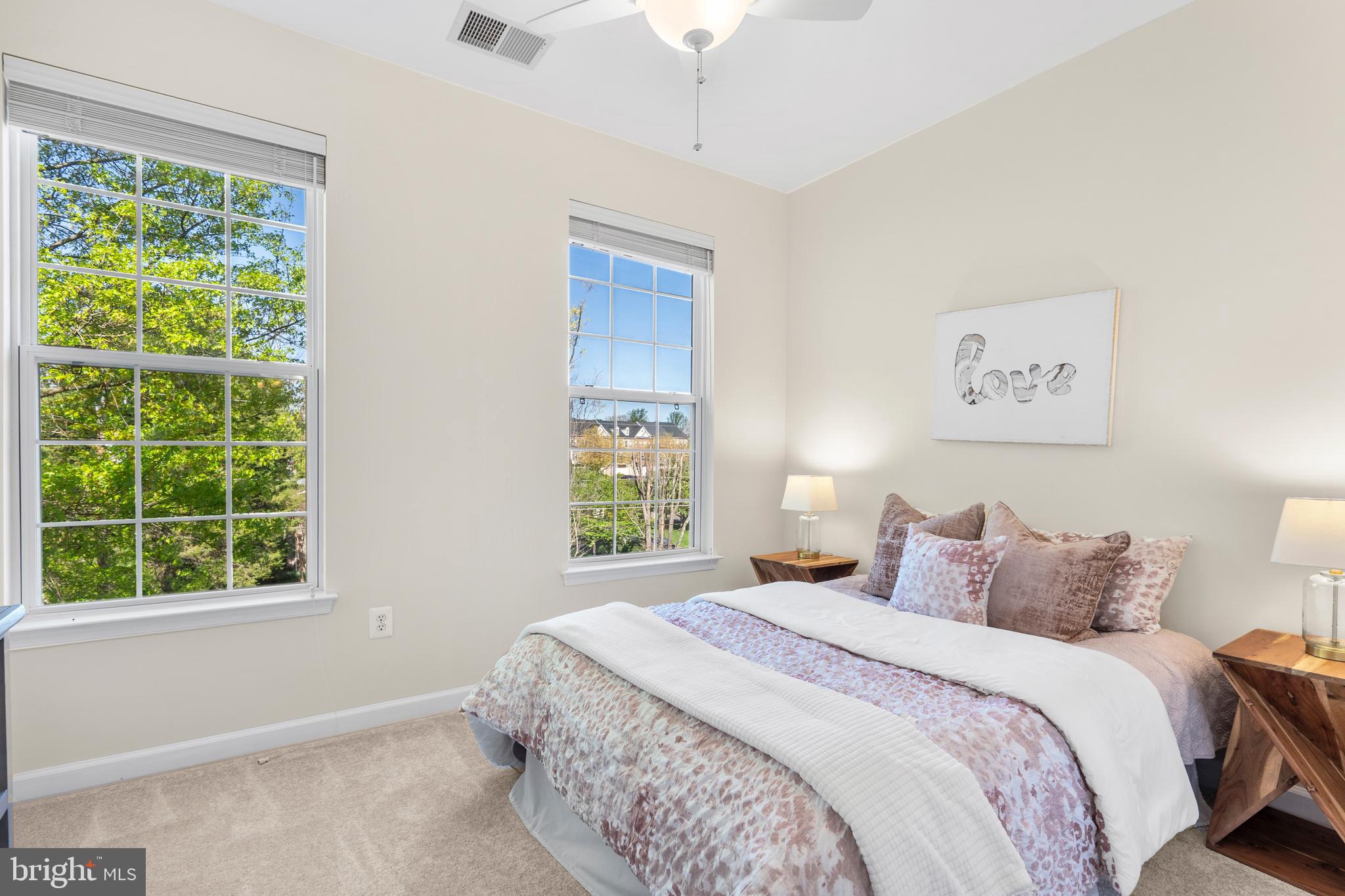 4509 RHETT LANE