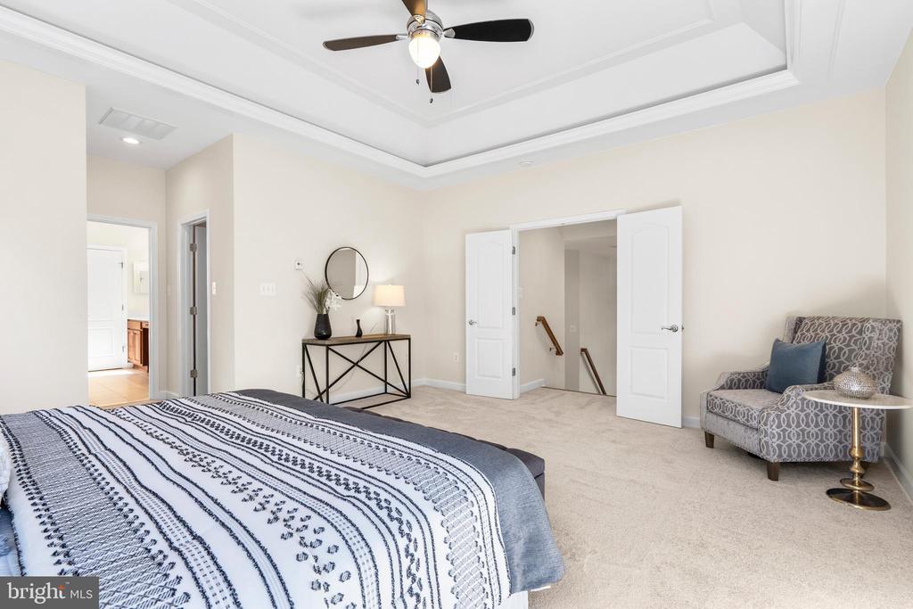 4509 RHETT LANE
