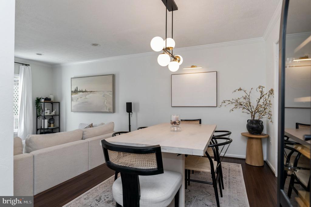 7391 STREAM WAY