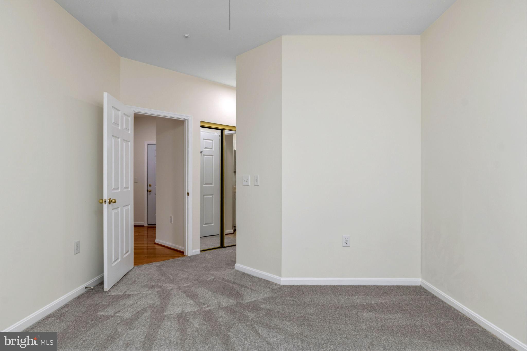 4129 FOUNTAINSIDE LANE 104