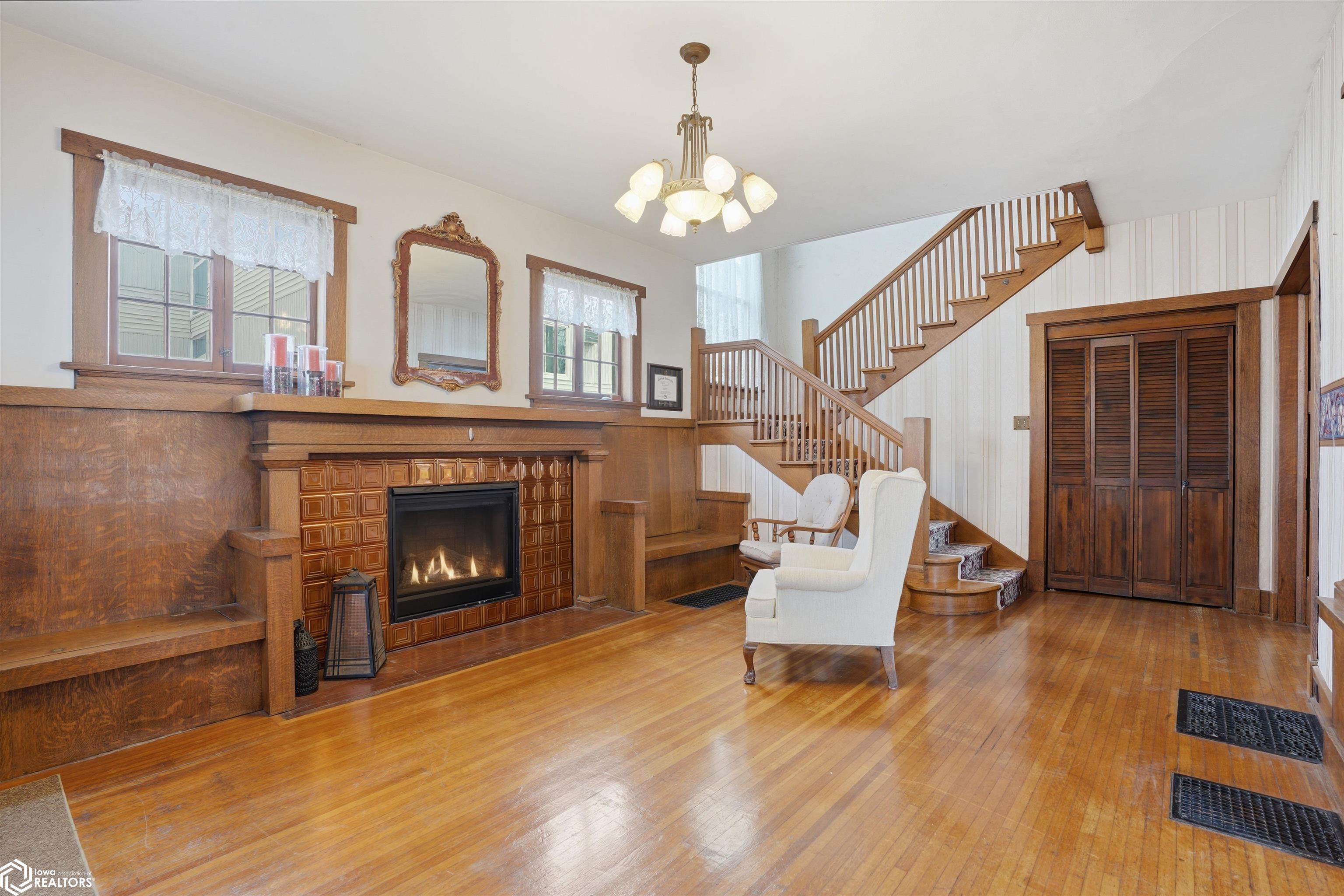 302 N Adams Street
