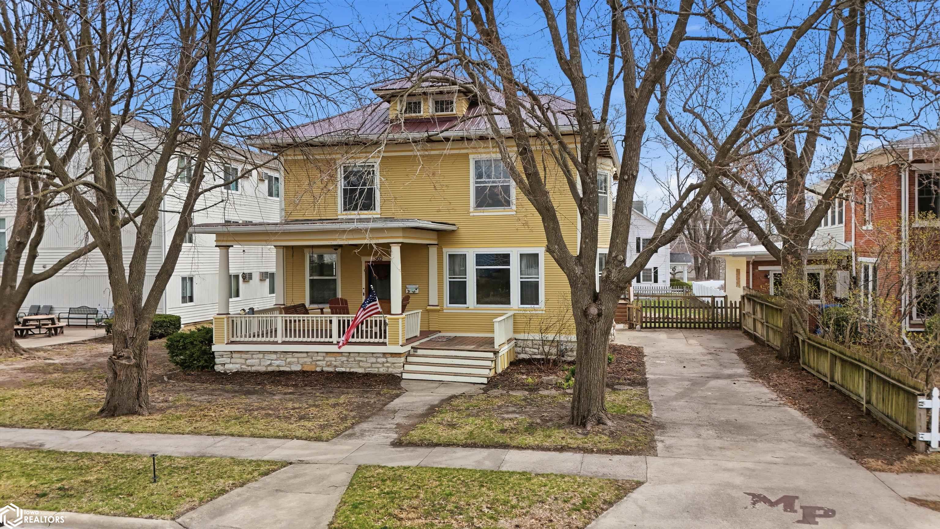 302 N Adams Street