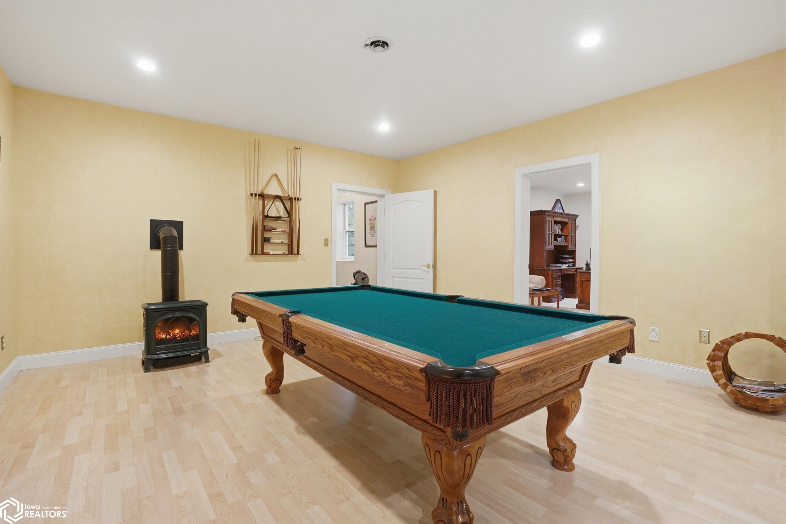 1105 Lakeview Drive