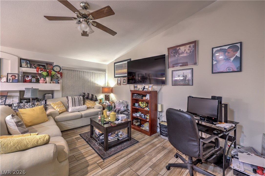 3829 Iverson Lane
