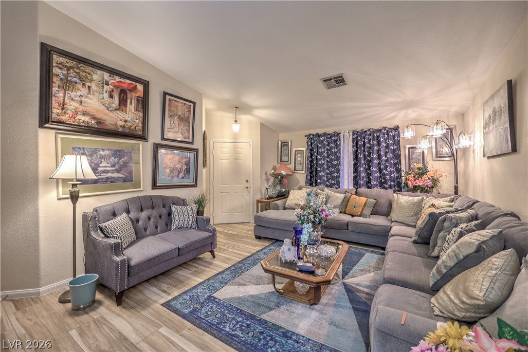 3829 Iverson Lane