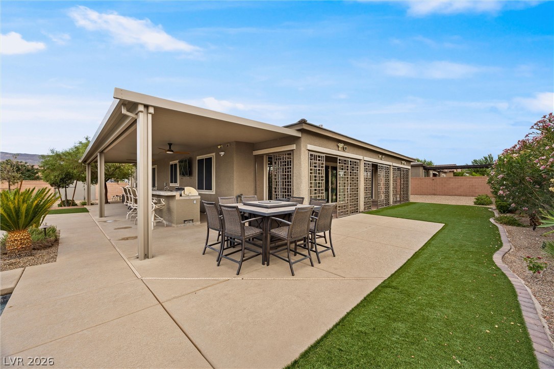 6820 Velvet Snow Street