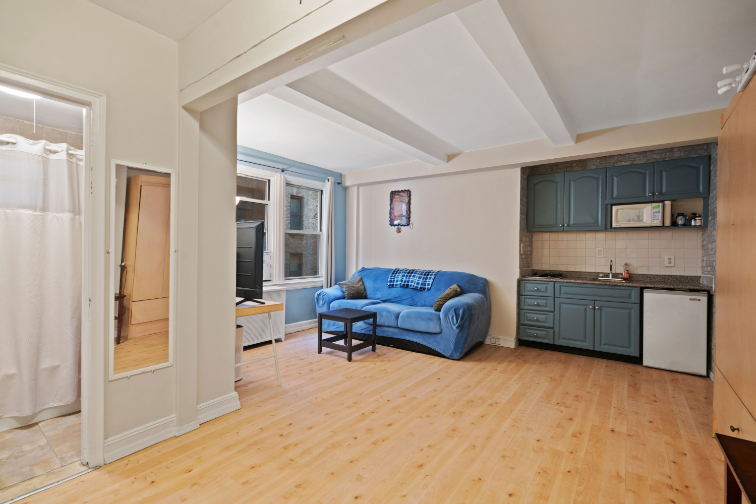 155 E 49TH Street 5C