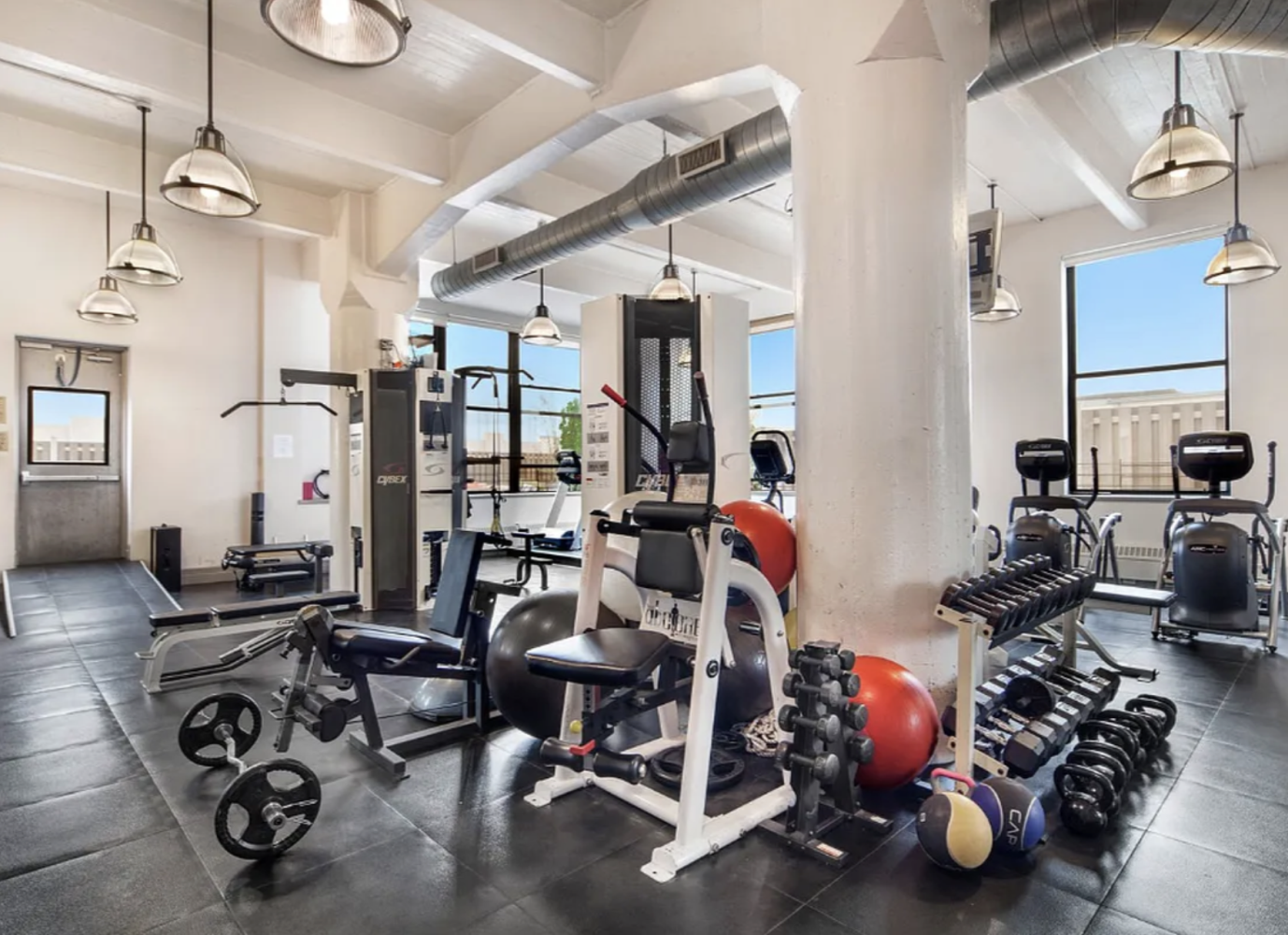 1 Main St, Unit 2-L