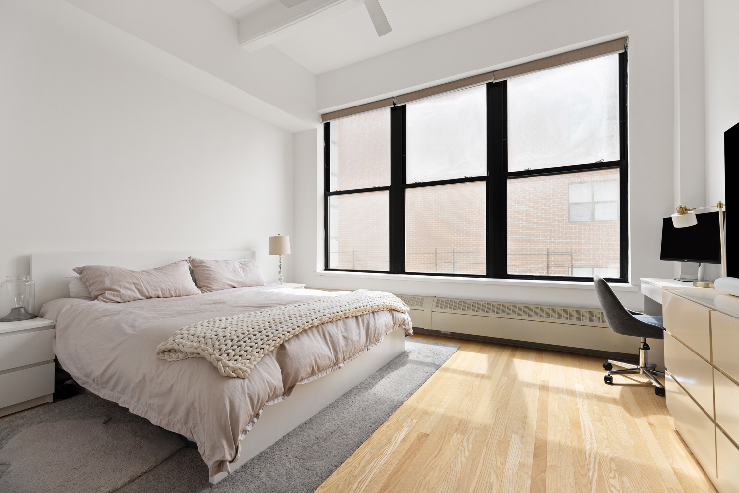 30 MAIN Street 9D