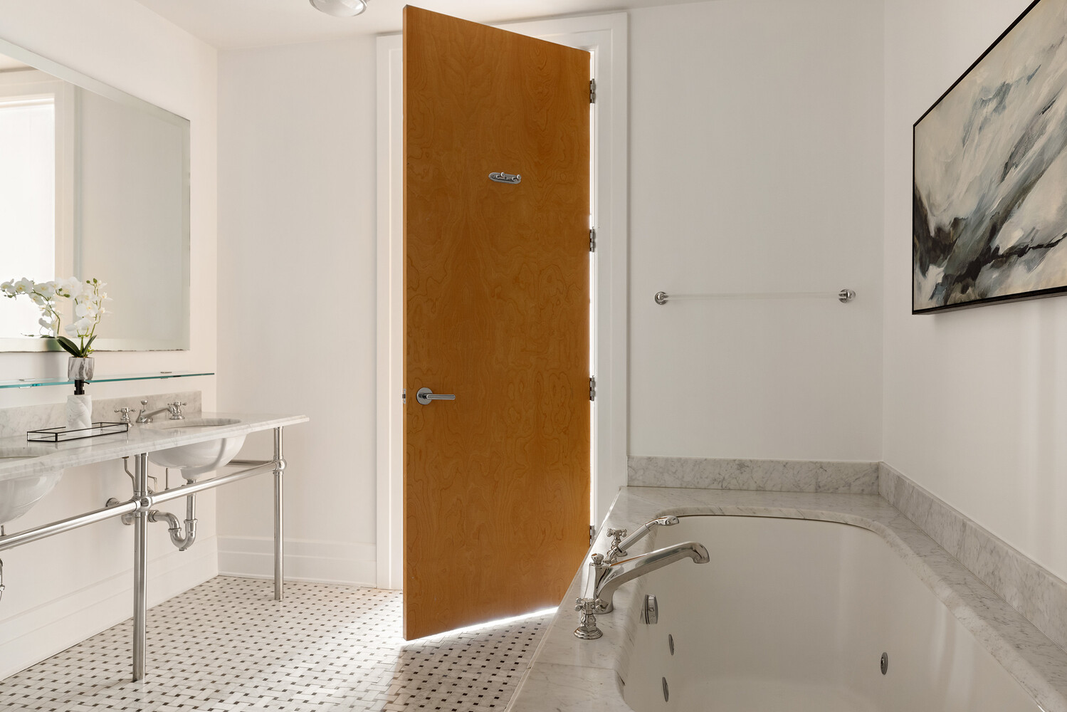 30 Main St, Unit 4-G