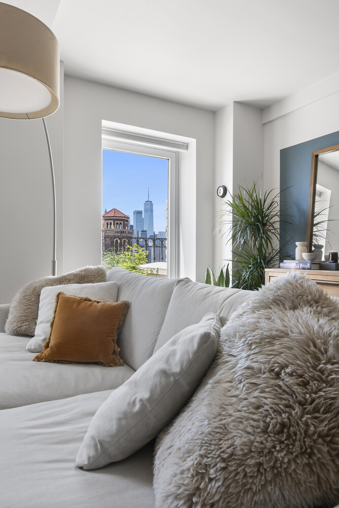 111 HICKS Street 16D