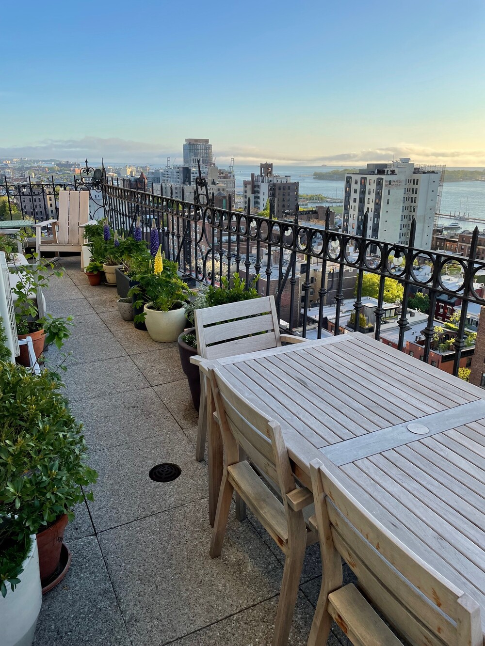 111 HICKS Street 16D