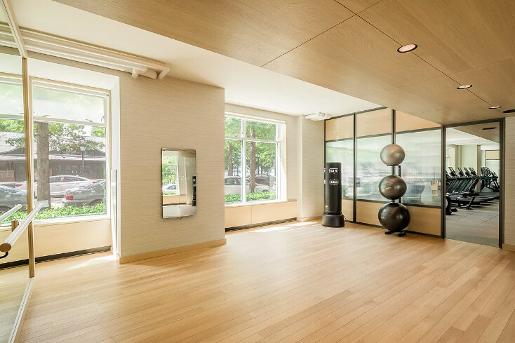 20 RIVER Terrace 8B