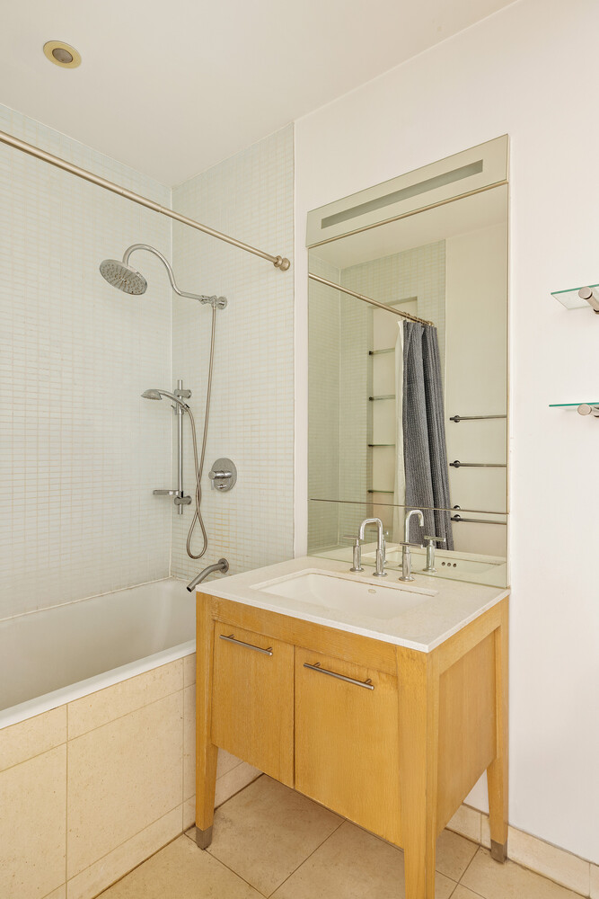 85 Adams St, Unit 11-C