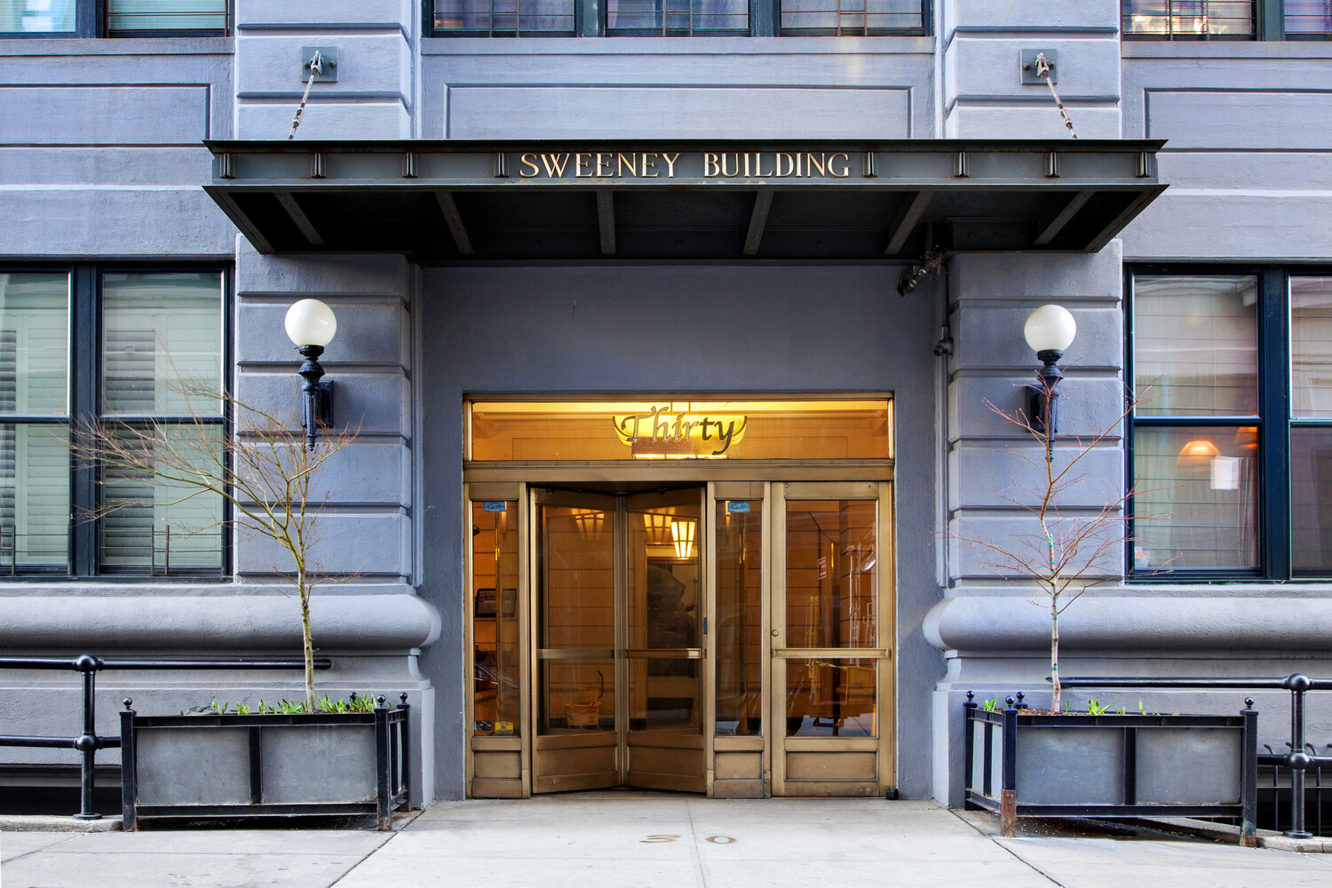 30 MAIN Street 3F