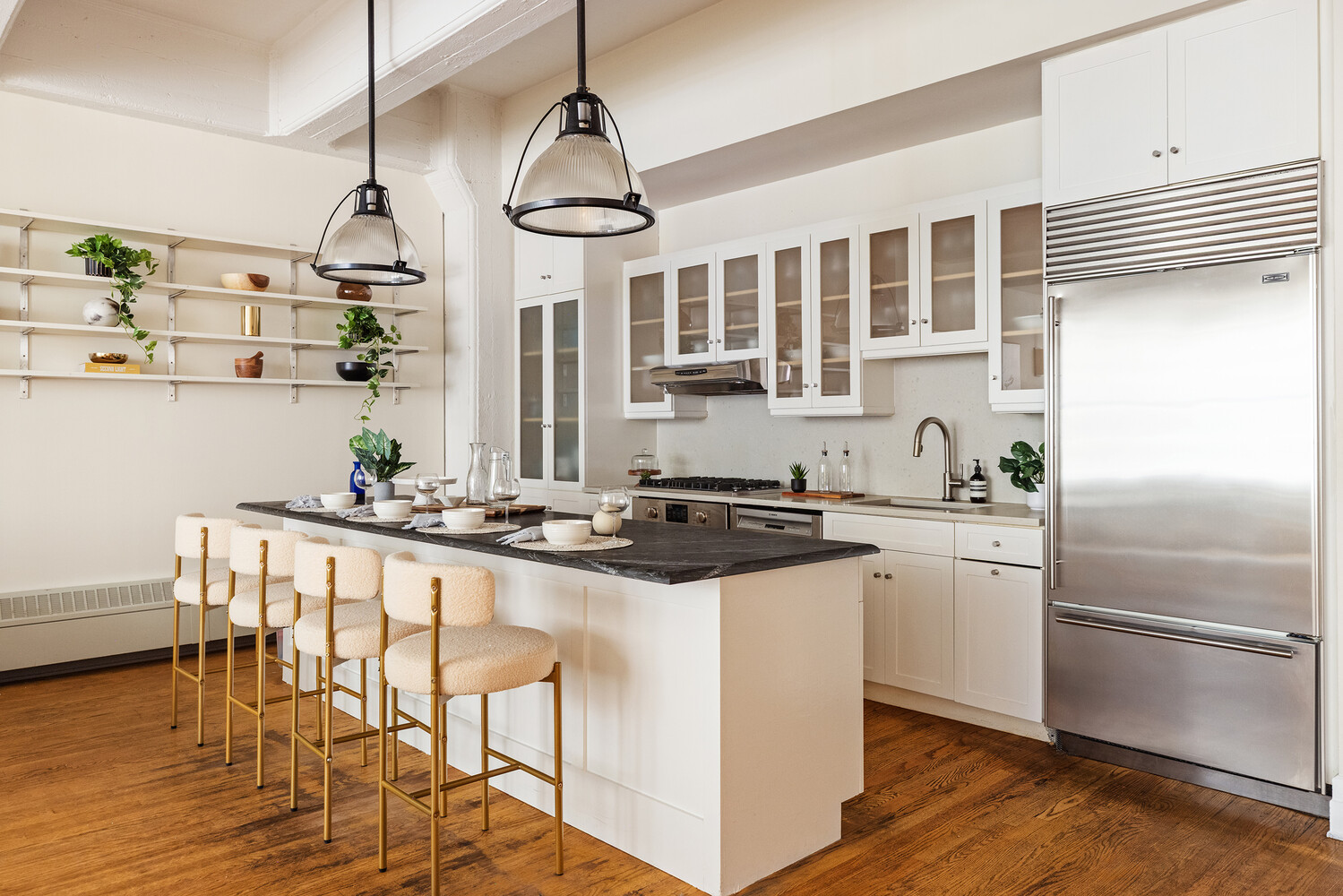 30 MAIN Street 3F