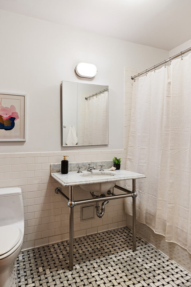30 MAIN Street 3F