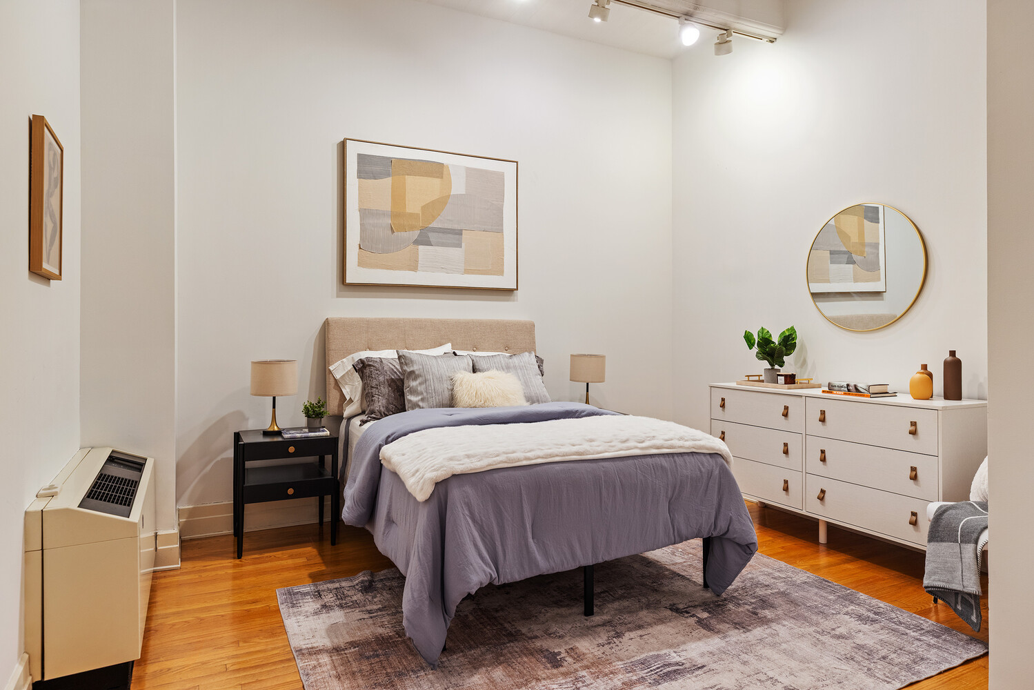 30 Main St, 3-F