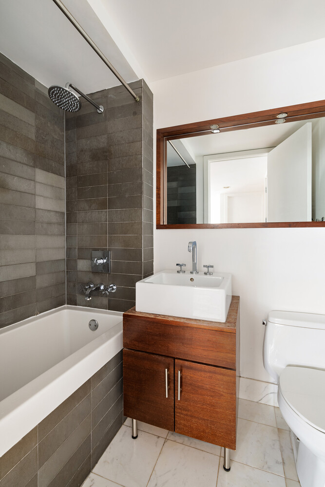 84 FRONT Street 11A