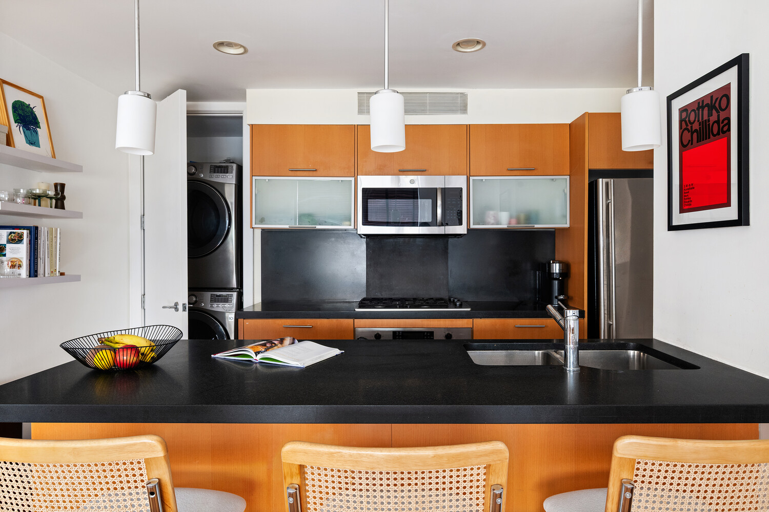 84 FRONT Street 11A