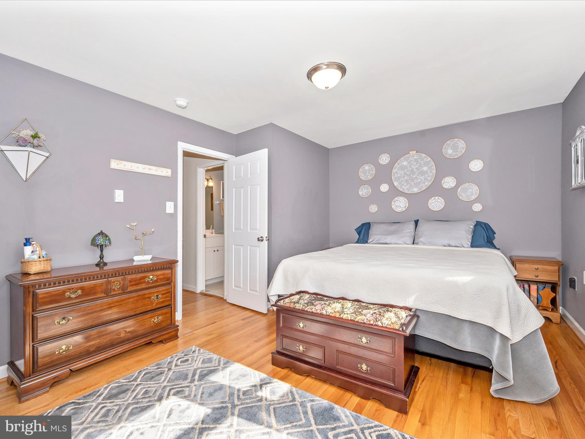 1008 Peach Orchard LANE