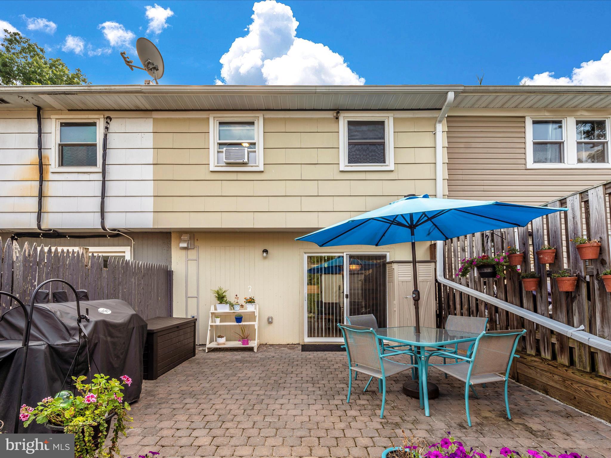 1008 Peach Orchard LANE