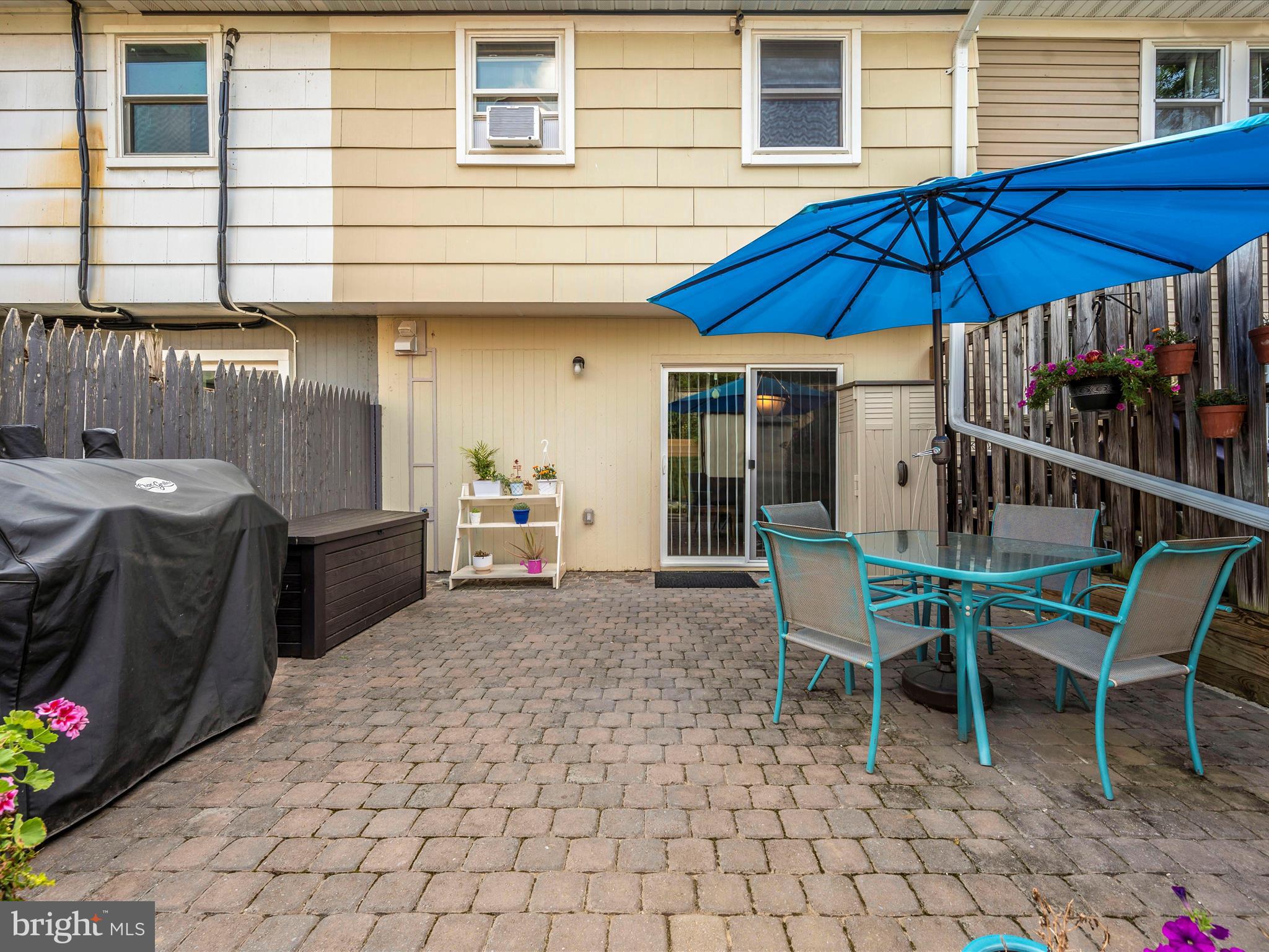 1008 Peach Orchard LANE