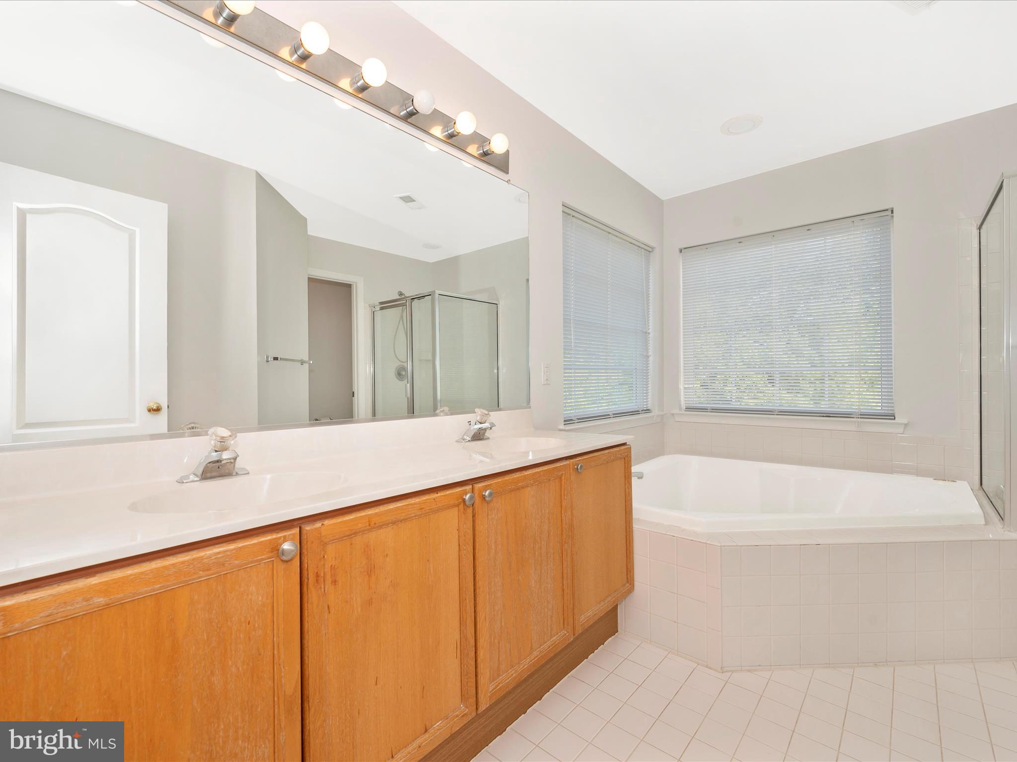 9675 Fleetwood COURT