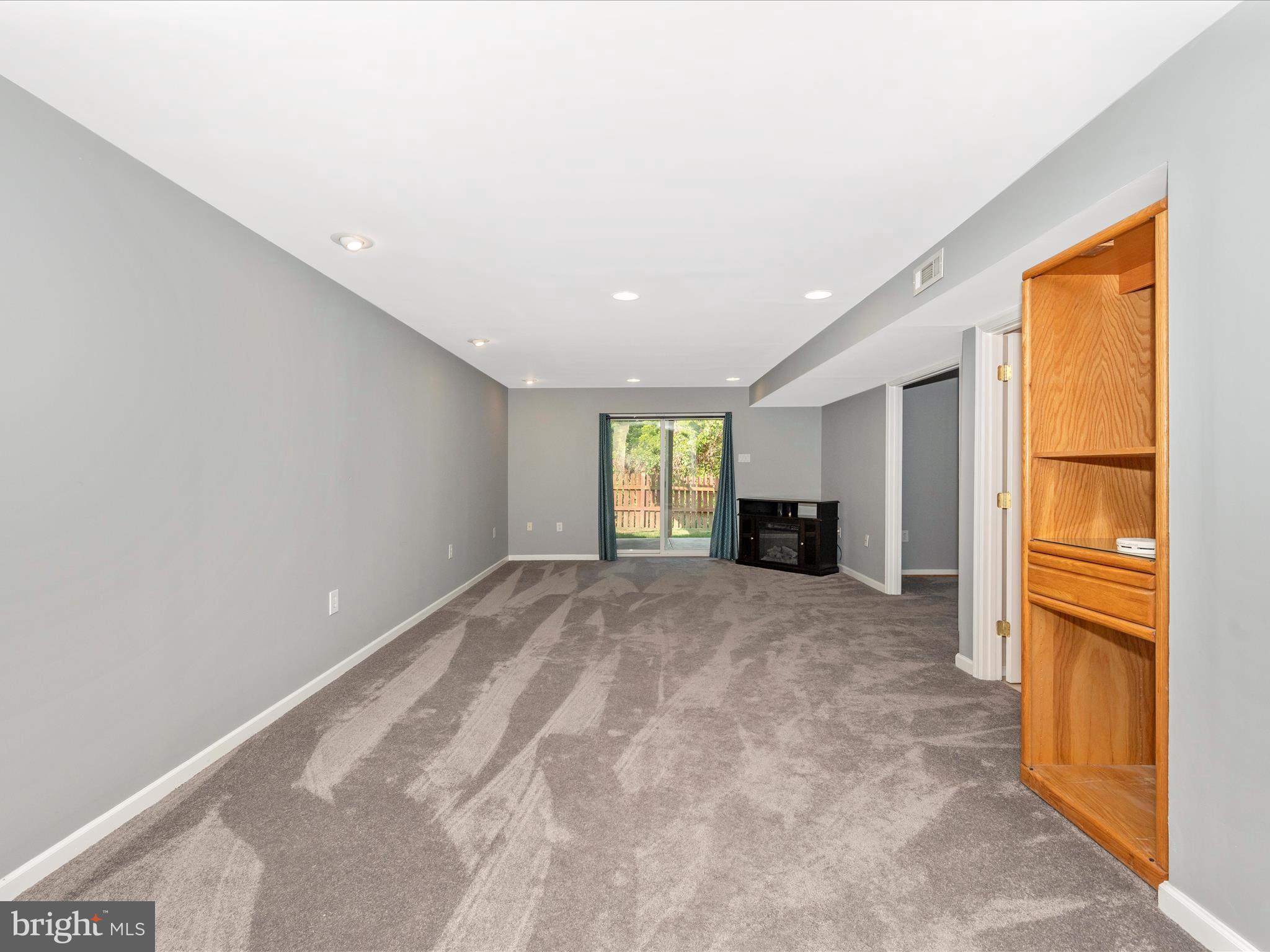 9675 Fleetwood COURT