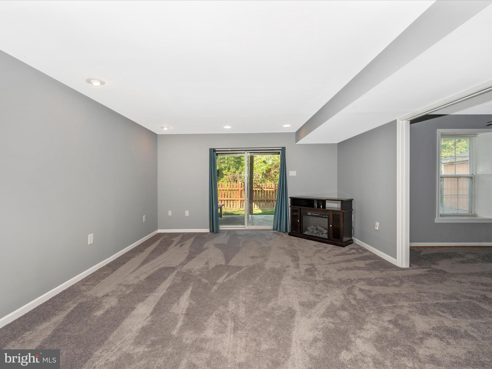 9675 Fleetwood COURT