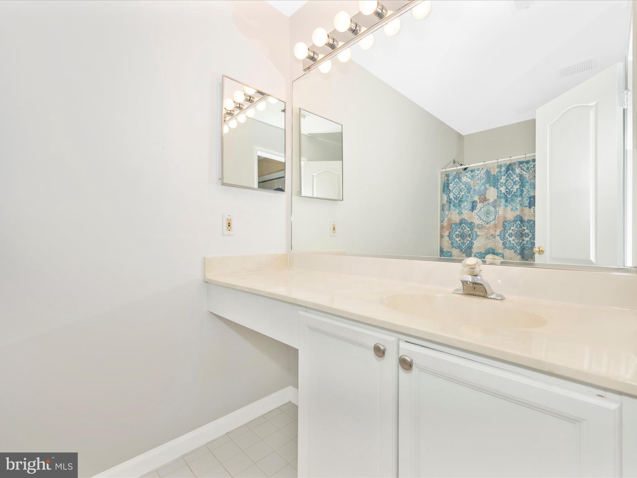 9675 Fleetwood COURT