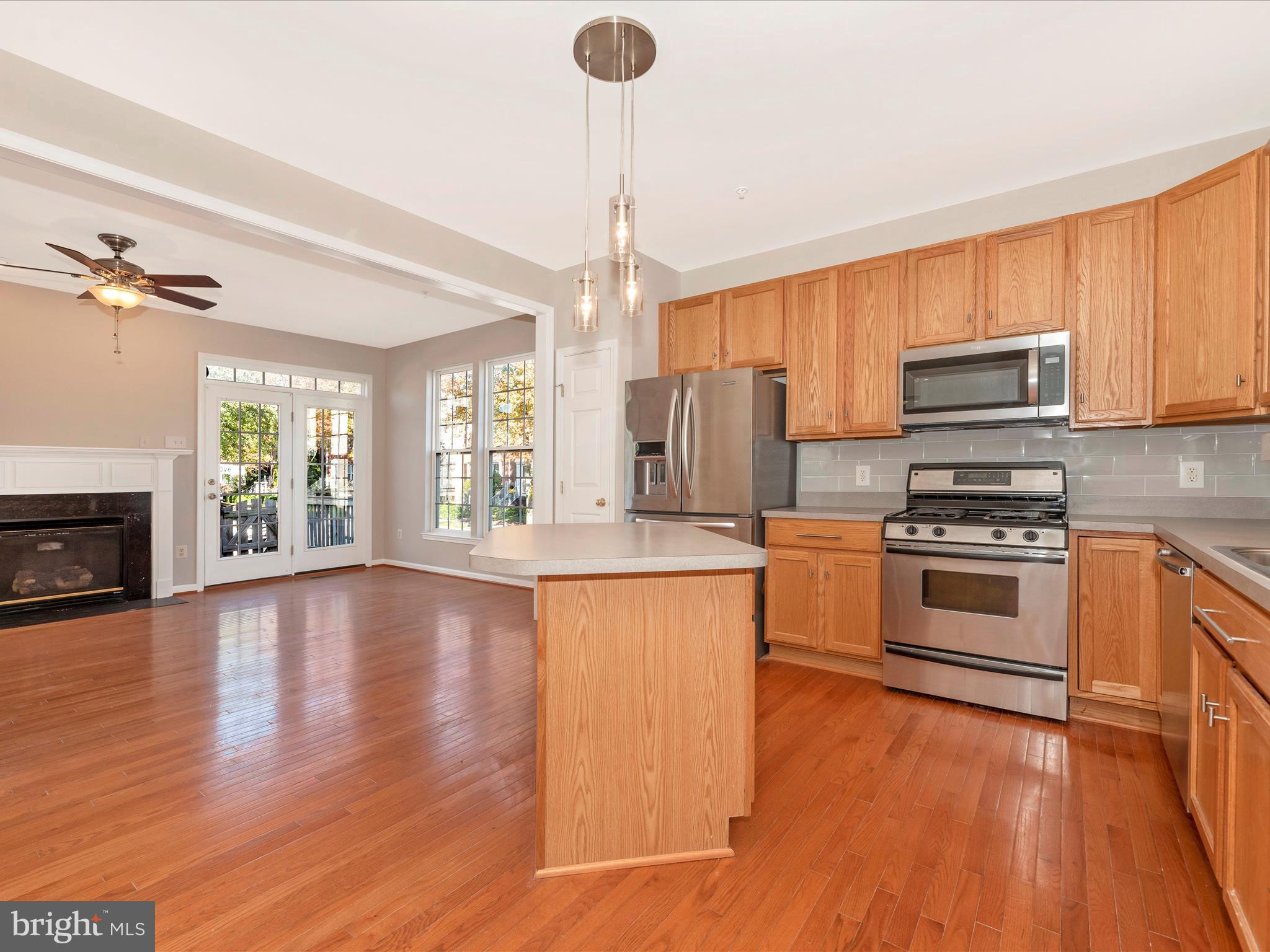 1800 Wheyfield DRIVE