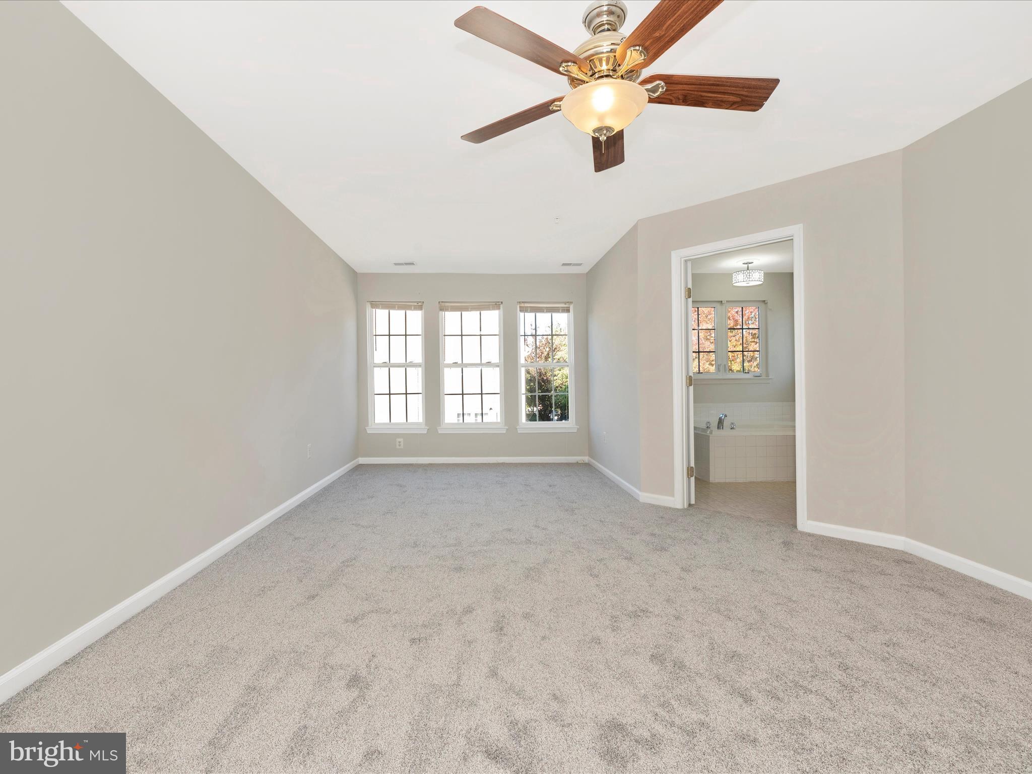 1800 Wheyfield DRIVE