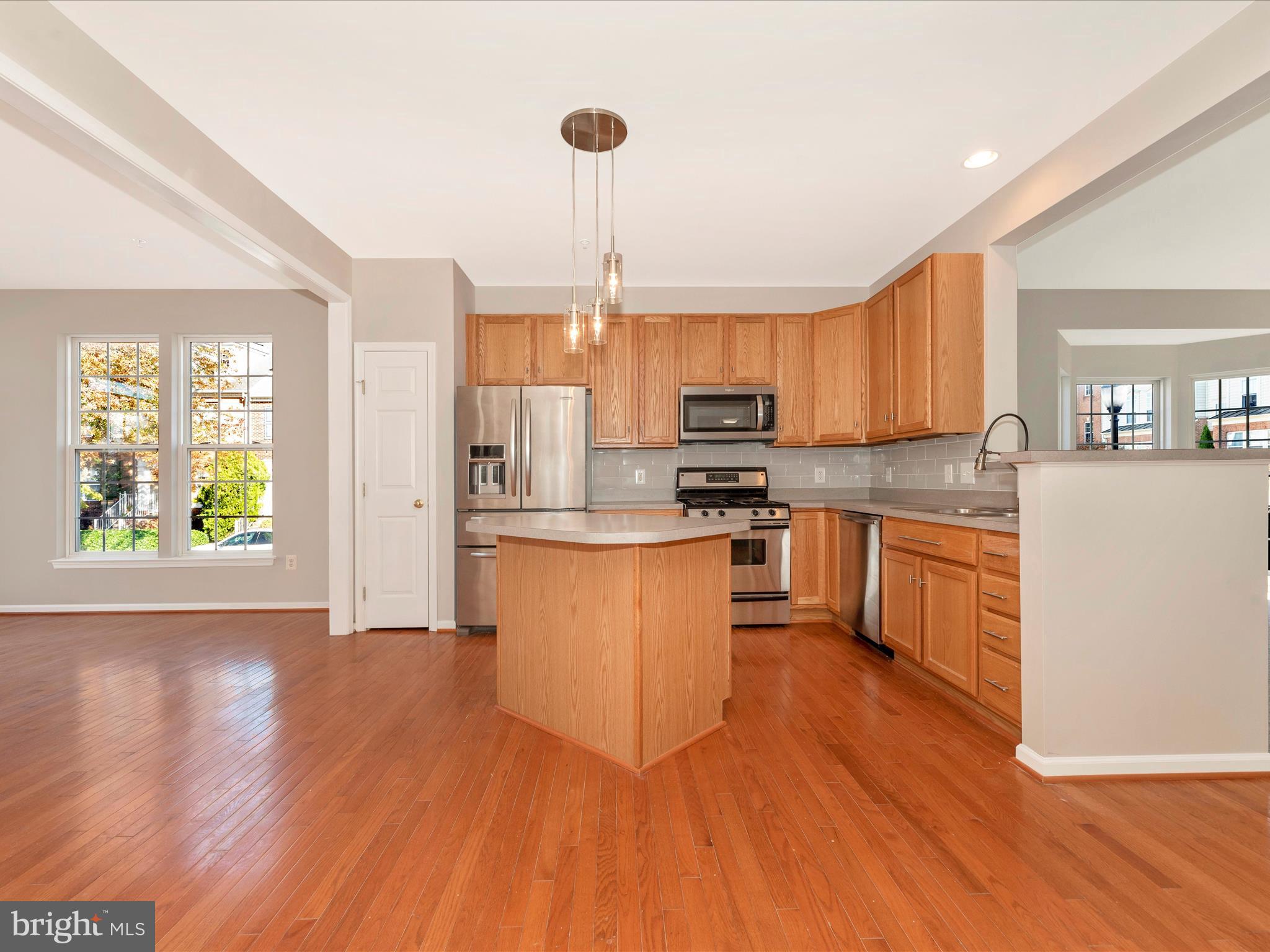 1800 Wheyfield DRIVE