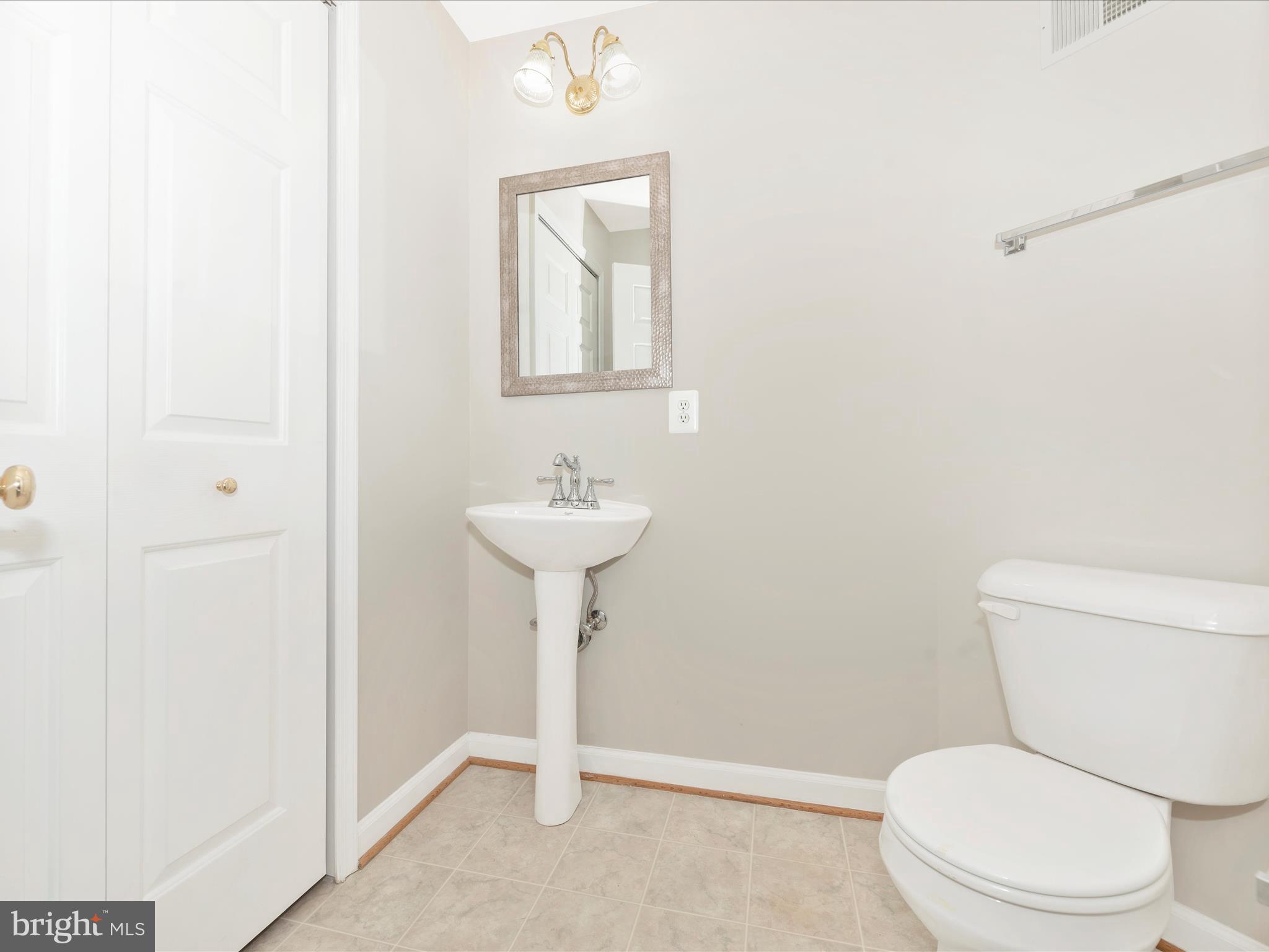 1800 Wheyfield DRIVE