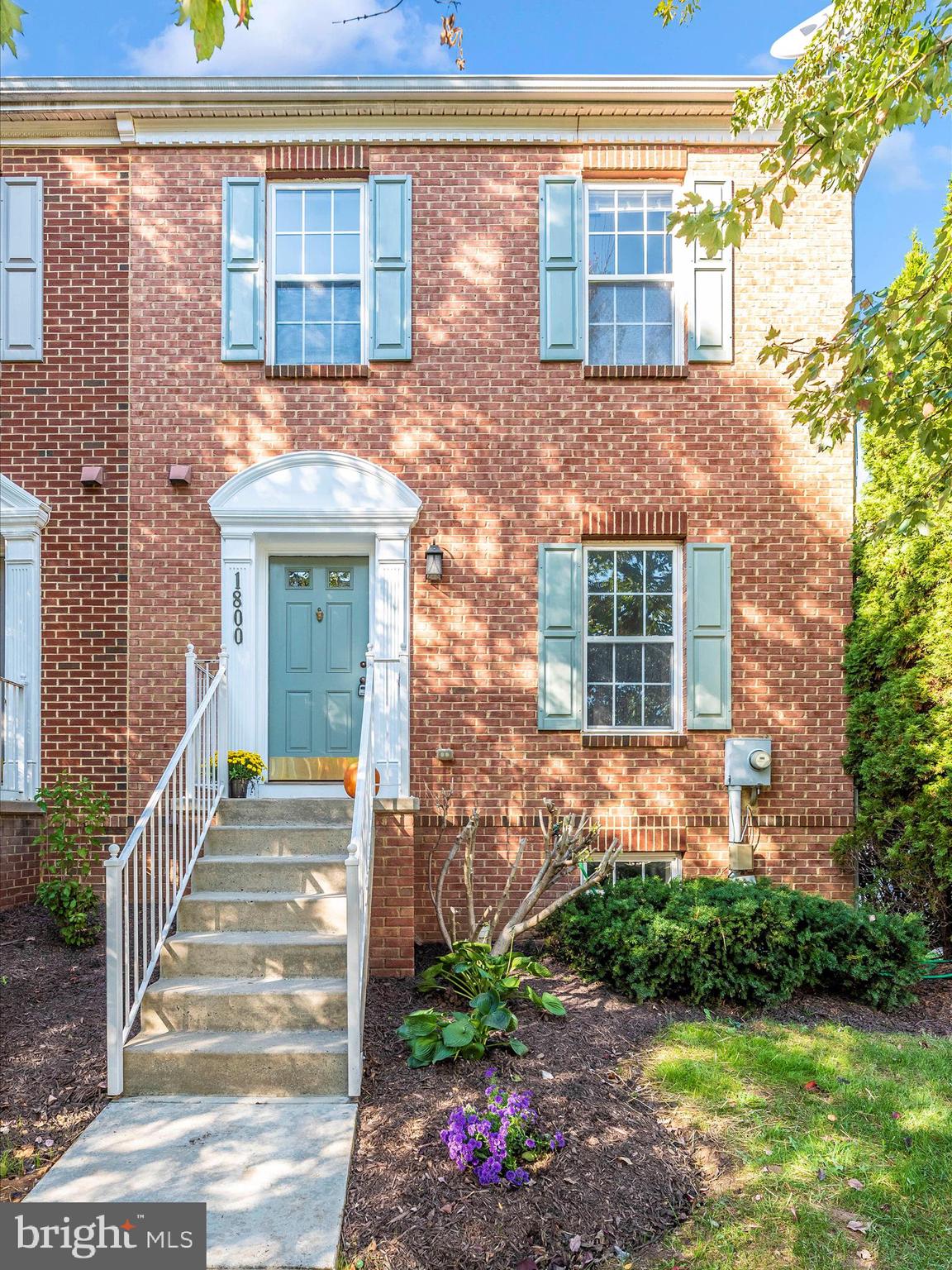 1800 Wheyfield DRIVE