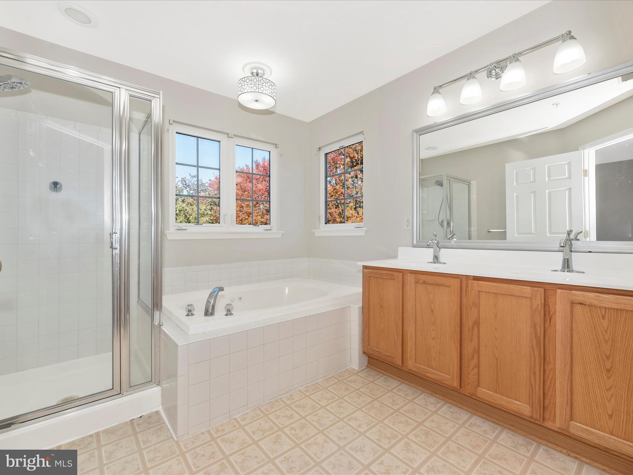 1800 Wheyfield DRIVE