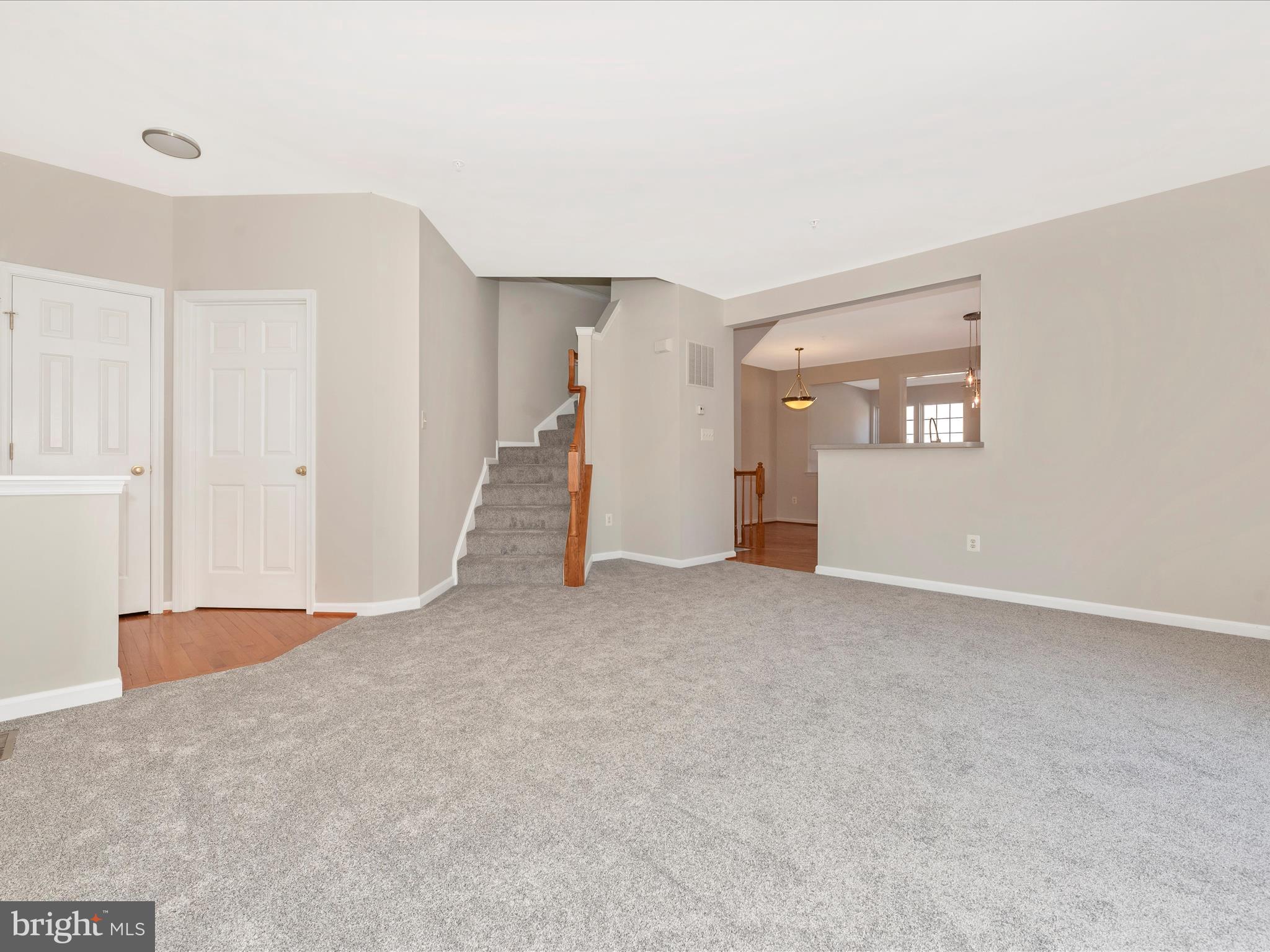 1800 Wheyfield DRIVE