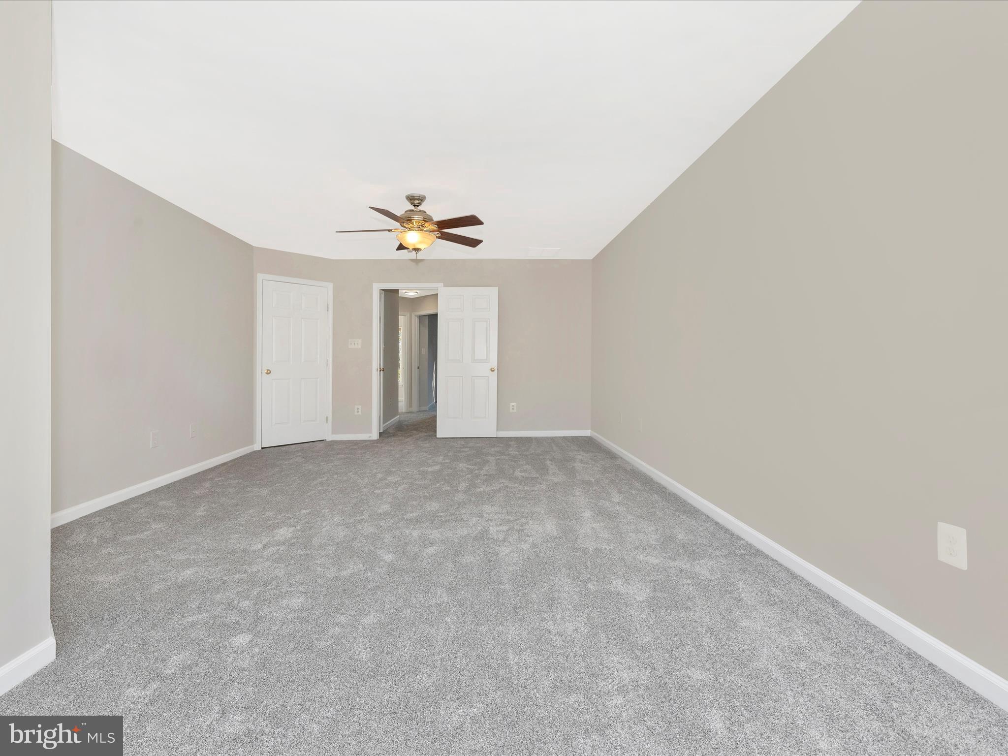 1800 Wheyfield DRIVE