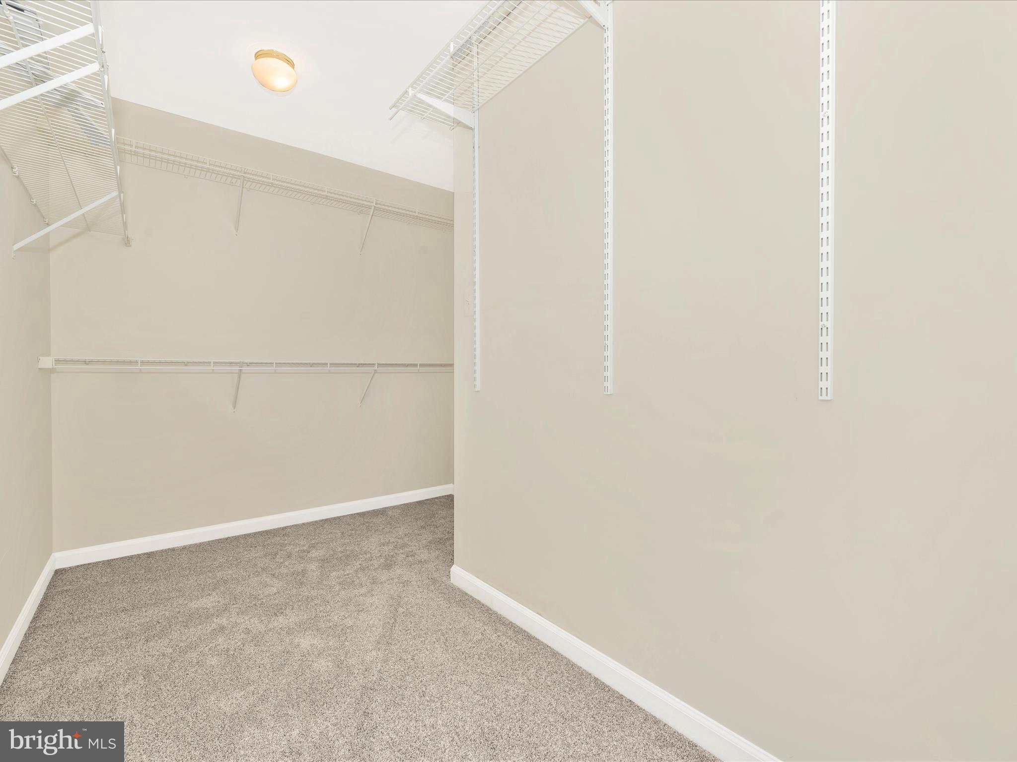 1800 Wheyfield DRIVE