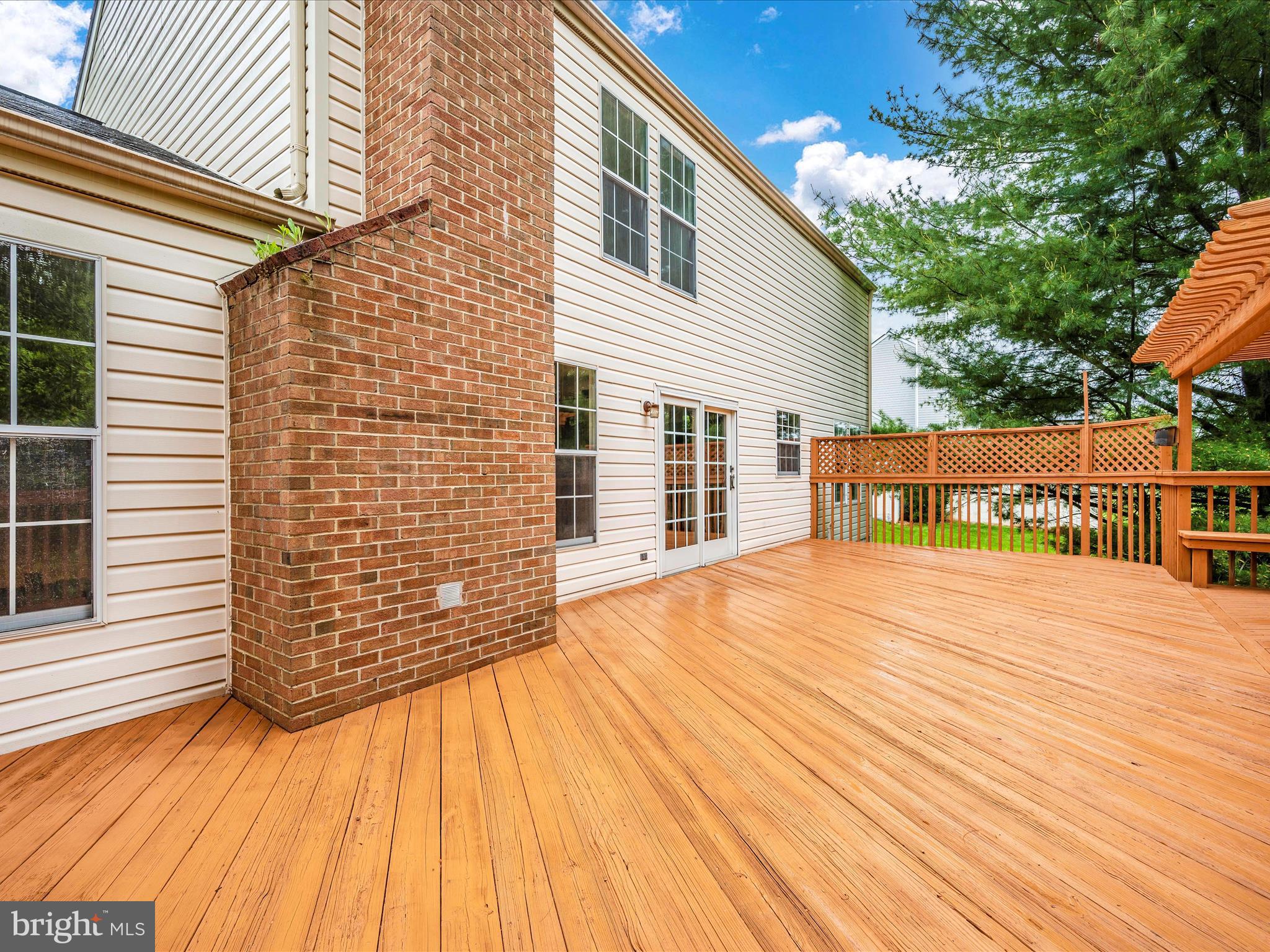 4114 Old Bridge Ln